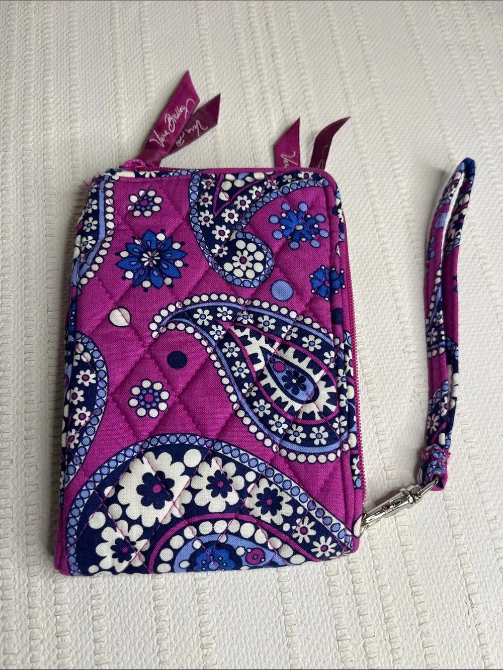 Vera Bradley Purple Paisley Quilted Wristlet Phone &double ID wallet Boysenberry